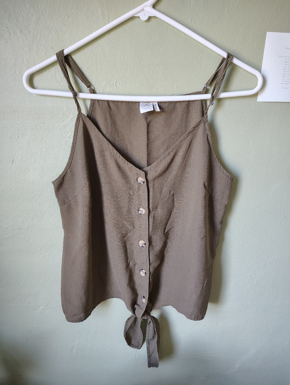Paper Crane Women’s Medium Olive Green Tie-Front Button Cami Top